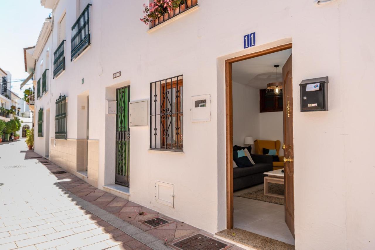 Lovely Cozy 2-Bedroom Residential Home With Patio Benalmadena Exterior photo